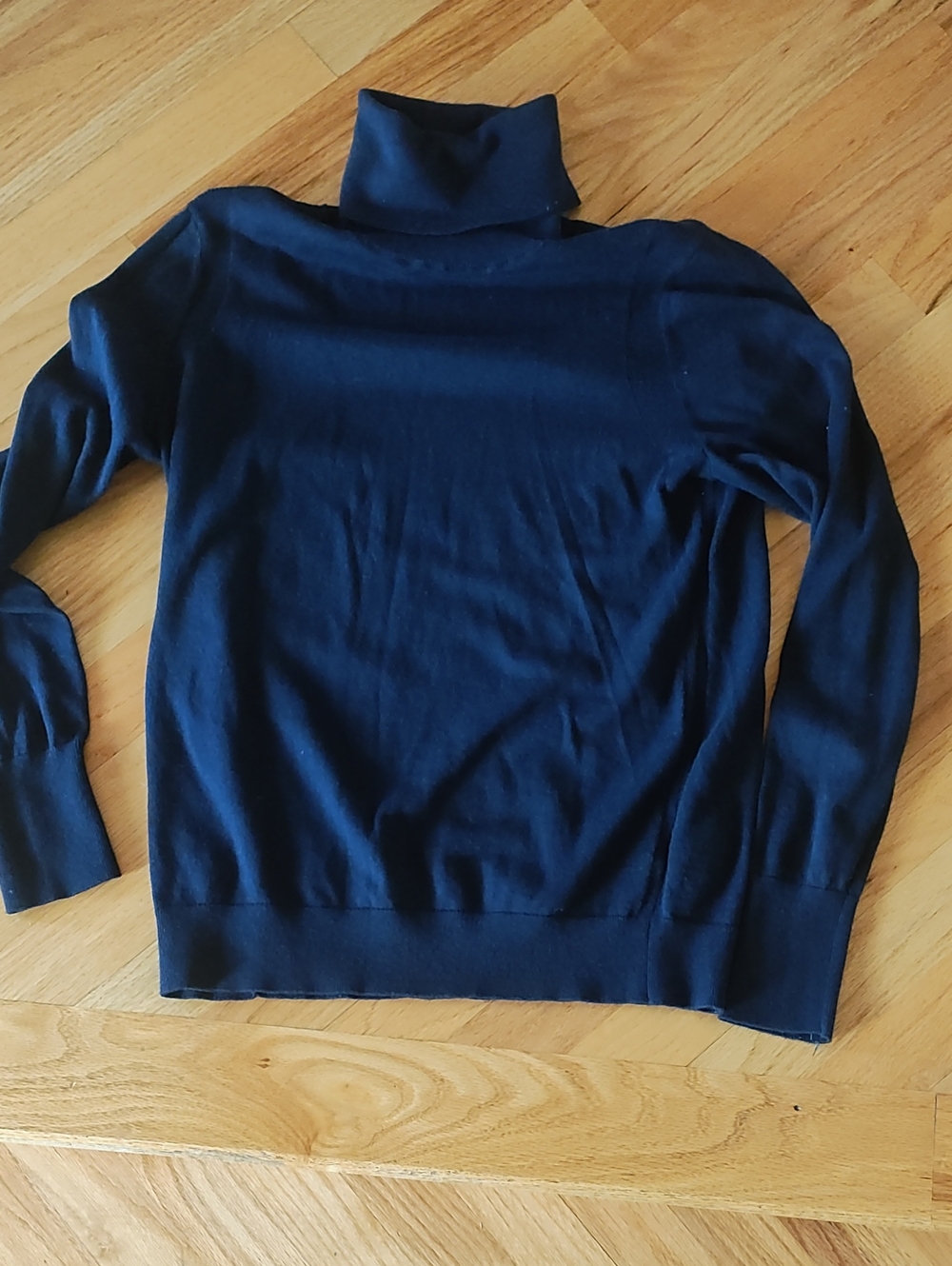 Banana Republic Women's Navy Turtleneck Sweater